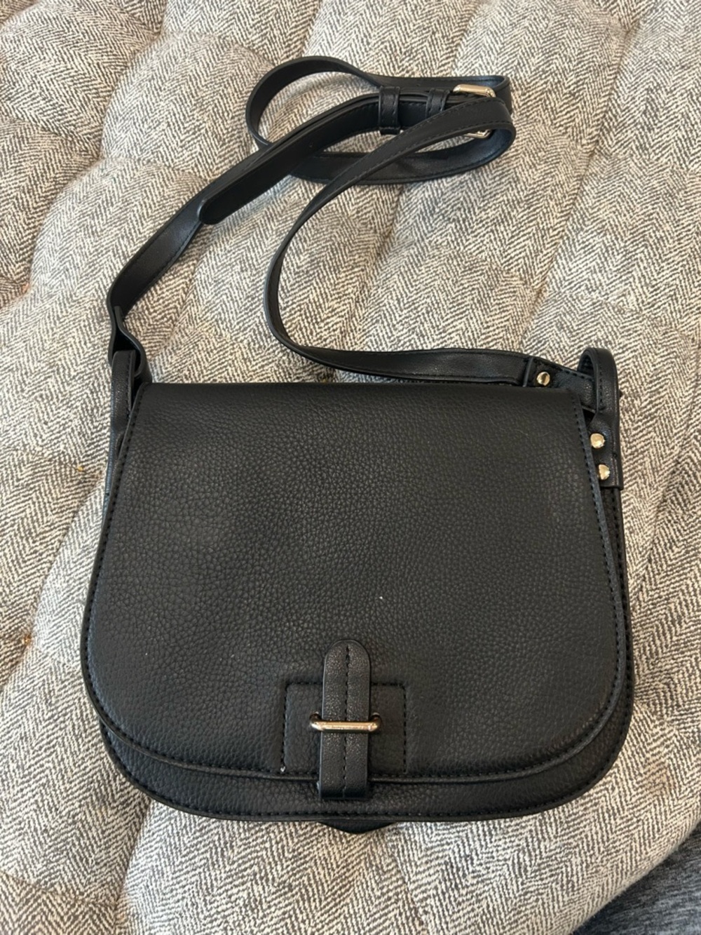 Nico and Olive vegan leather crossbody